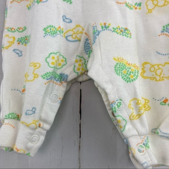 Carter’s vintage overall outfit with bunnies - Picture 2 of 5